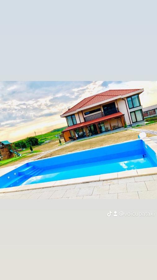 Pensiunea Roa Sandulesti Bagian luar foto
